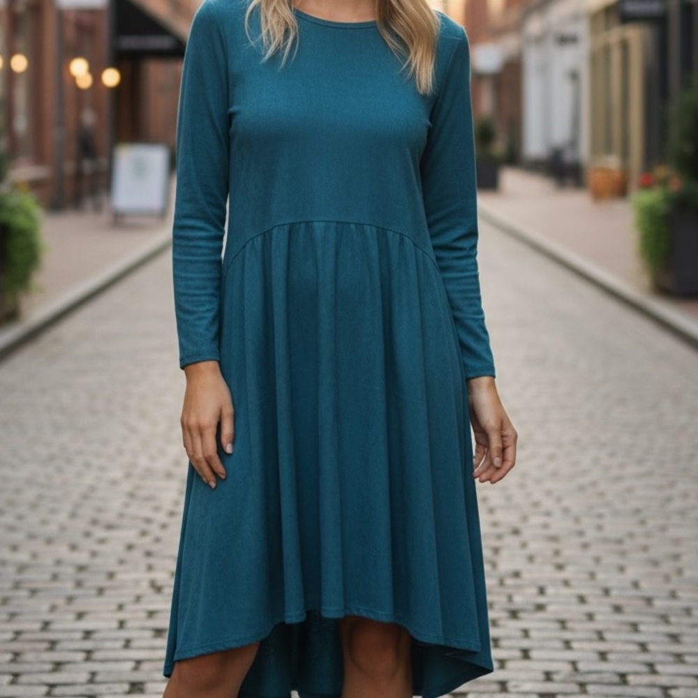 Elegant Teal Long Sleeve Dress